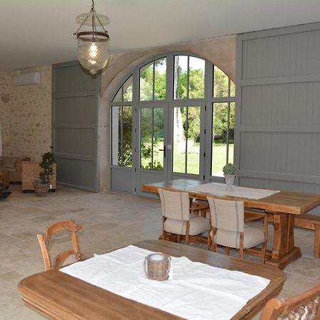 La Cabanne Bed and Breakfast Saint-Martin-Lacaussade Buitenkant foto