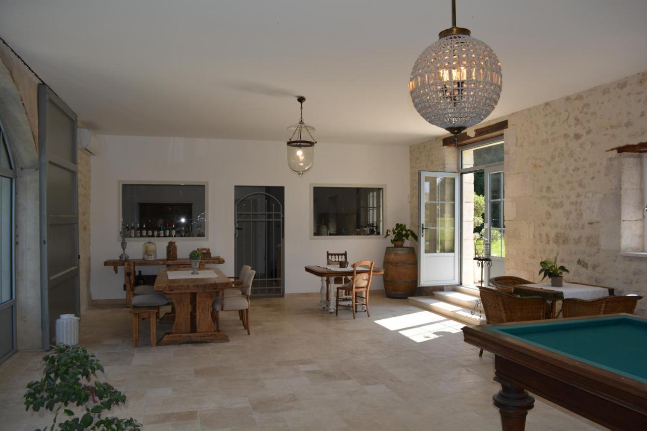 La Cabanne Bed and Breakfast Saint-Martin-Lacaussade Buitenkant foto