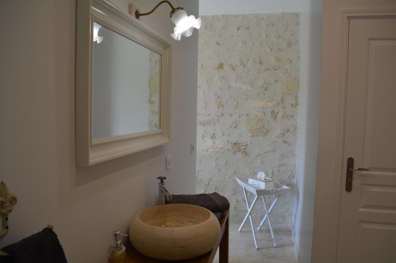 La Cabanne Bed and Breakfast Saint-Martin-Lacaussade Buitenkant foto
